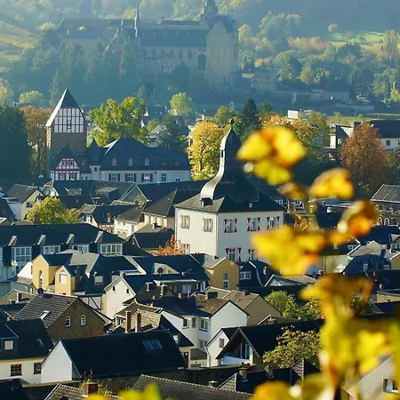 „im Tal Der Roten Traube“