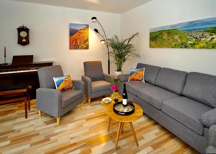 Fewo „Im Tal Der Roten Traube“ Apartamento *